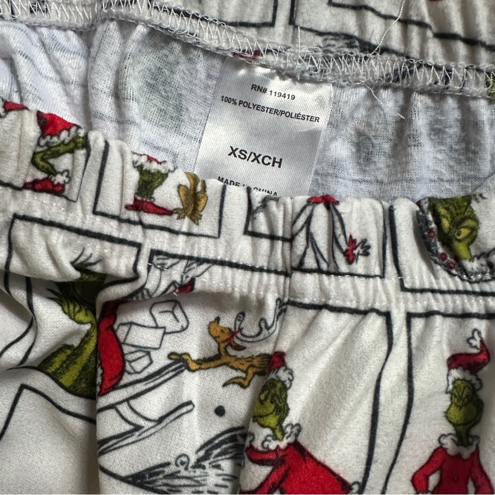 Grinch PJ Set - Picture 10 of 15